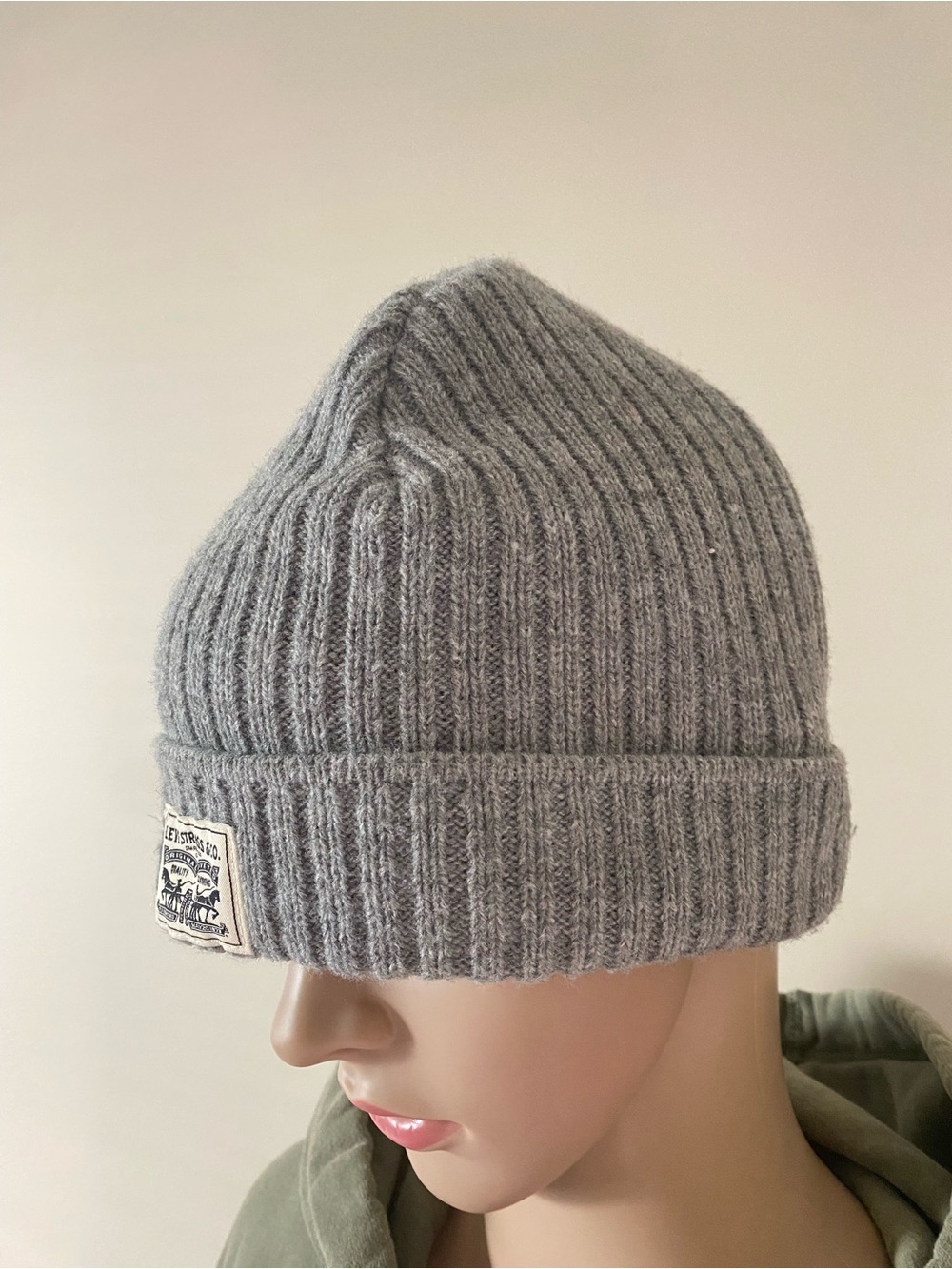 Levi's Ribbed Beanie Grey Hat - Picture 2 of 3